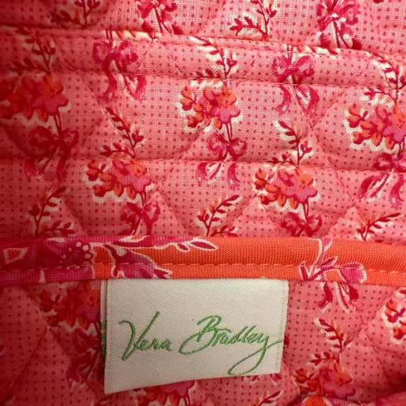 2/Vera Bradley Retired Hope Toile Coral Pink Molly Style Shoulder
Bags NWOT - Picture 11 of 11